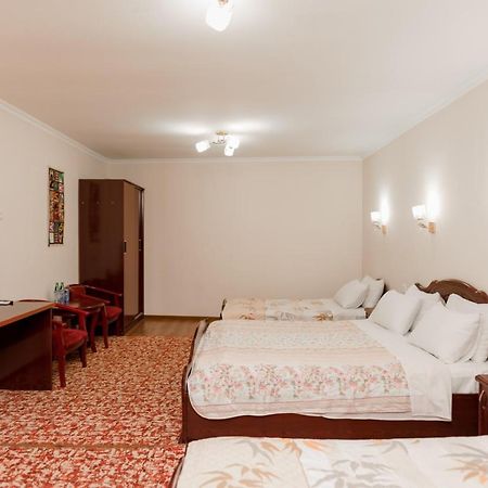 Hotel Dilshoda Samarkand Exterior photo